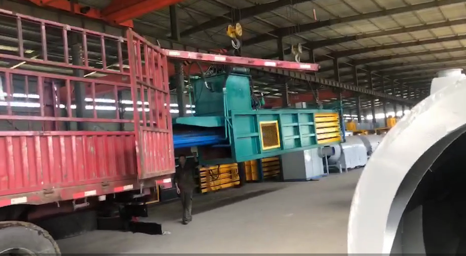發(fā)往福建殷總打包機(jī)